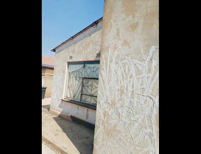 2 BEDROOM HOUSE FOR SALE IN TOKOZA